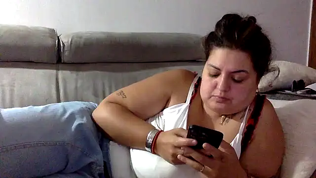 Velvetshadow_48 webcam