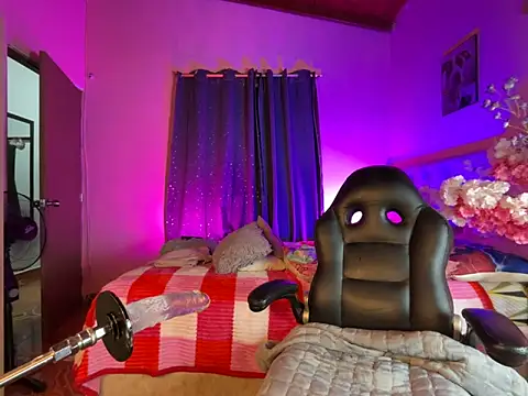 Naugth_channel_ts webcam