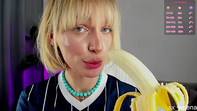 Ice_Strawberry webcam