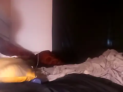 lusciouskandy - LusciousKandy's free webcam - UK Sex Cams