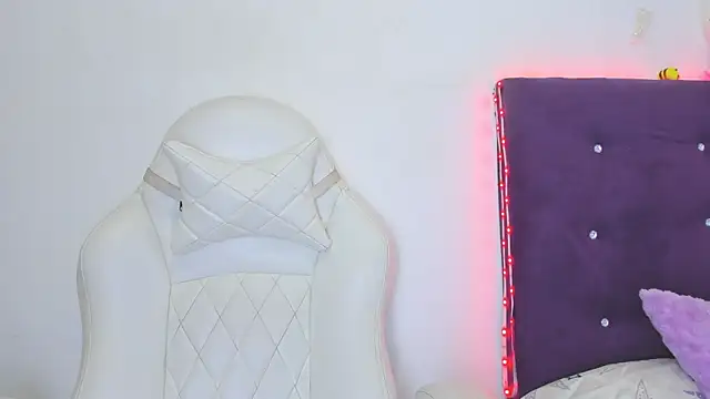 veronicaa_squirt webcam