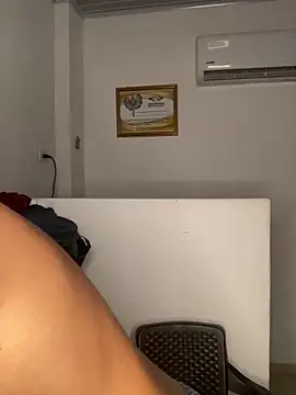 Eloise_aksnes webcam