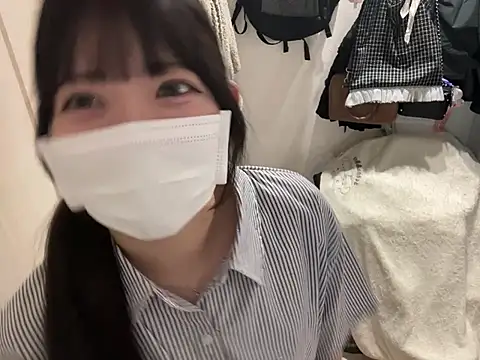 y-u-r-a-33 webcam