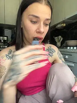 Queen_of_pain webcam