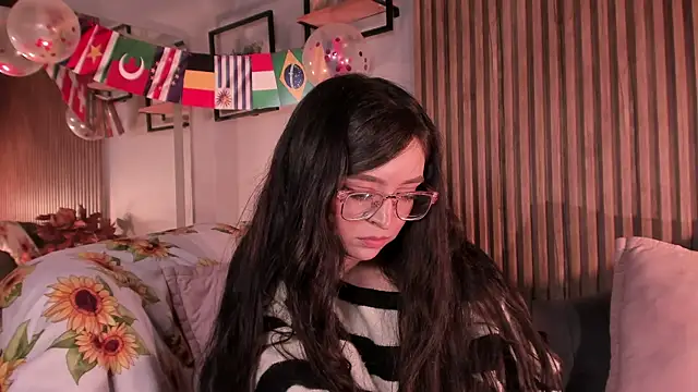 Eva_Macalliter webcam