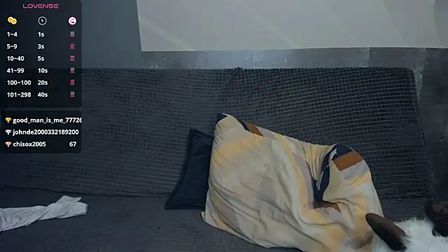 TarynPalek webcam