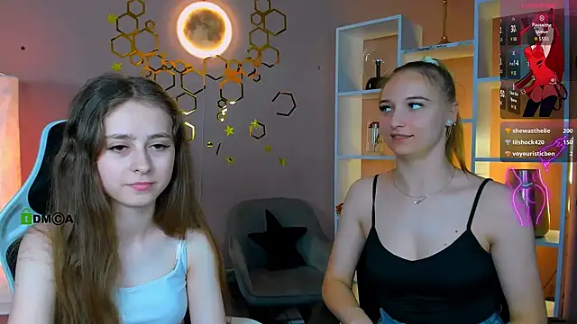 rebecca_smile webcam