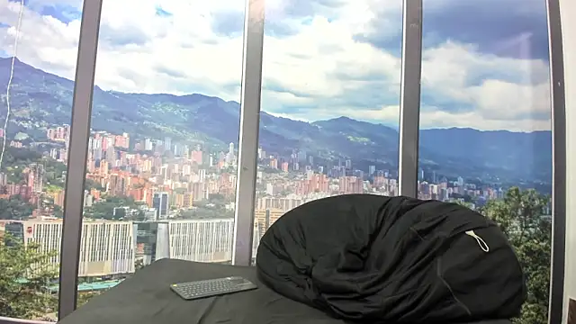 LiamRamirezz webcam