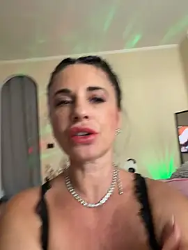 Eva_Pearl webcam