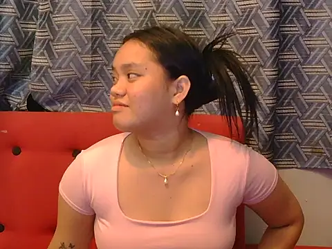 prettykrysgirl webcam