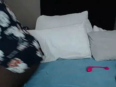 lLee-Sparkles webcam