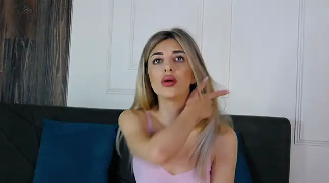 IvyLustt webcam