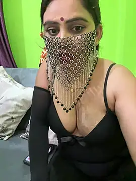 Watch Curvy_shivani live on EroticFlix - High definition streams