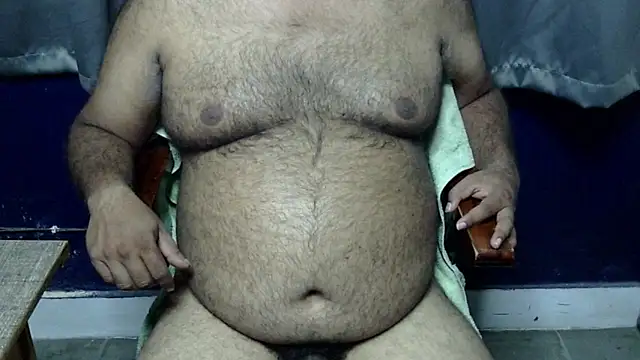 hairysubcub_70 (Ask my age) - Welcome To Daddy's Room. Make Daddy Cum.