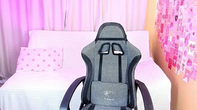 Watch Susan_Claric live on EroticFlix - High definition streams