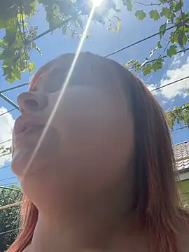 ladydreams11 (G young) - Suck nipless