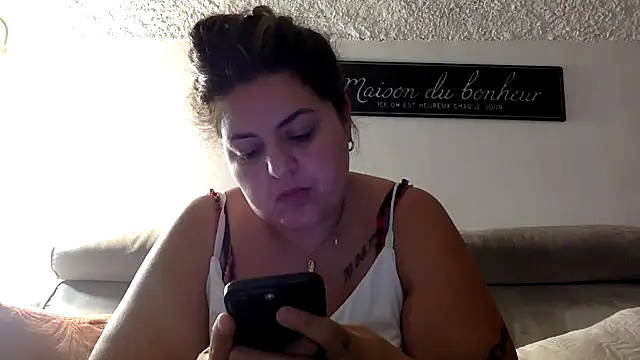 Velvetshadow_48 webcam