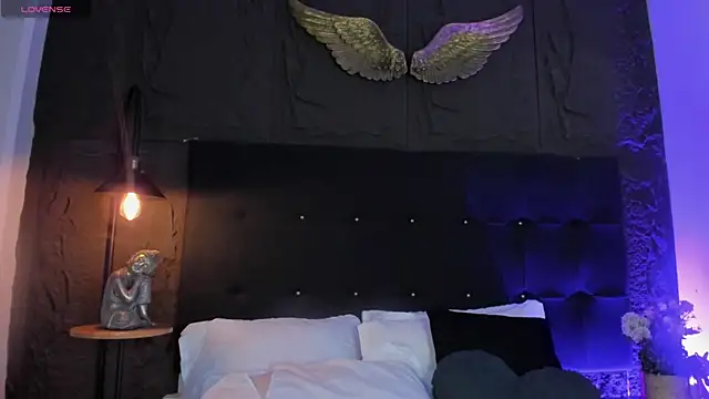 Watch Rose_Blossom live on EroticFlix - High definition streams
