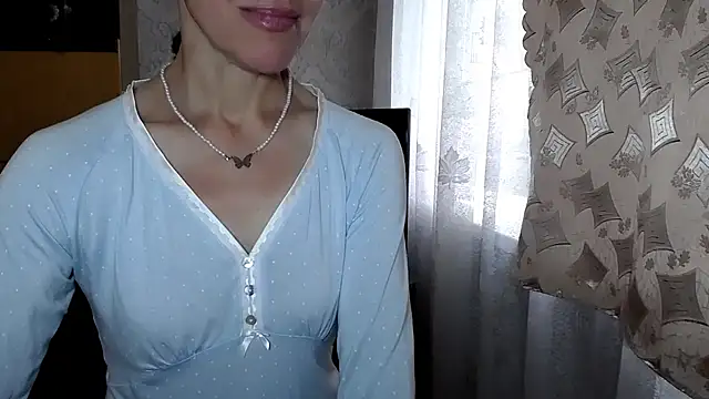 Watch Pepper_mur live on EroticFlix - High definition streams