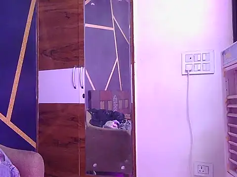 Watch iliyana-20 live on EroticFlix - High definition streams