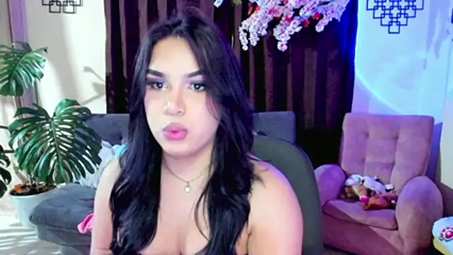 linda_zaam83866 webcam