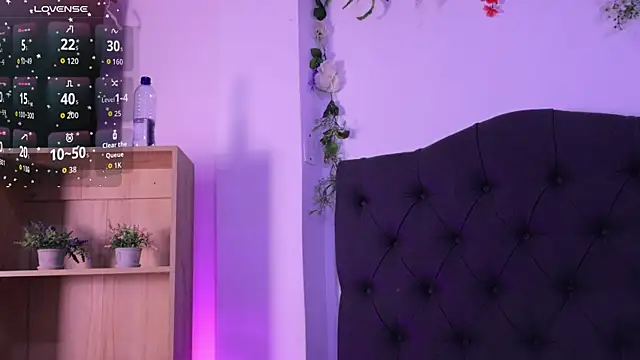 kaylee_lee live cam on StripChat