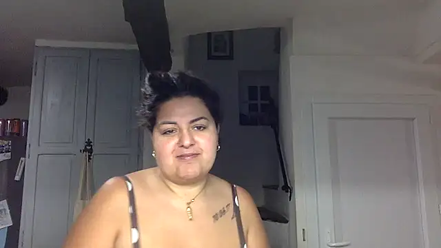 Velvetshadow_48 webcam