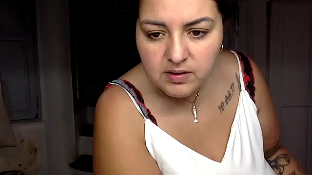 Velvetshadow_48 webcam