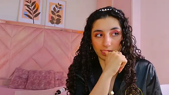 DemiJones_ webcam