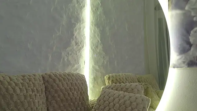 moniqque (F young) - Naughty video for last tipper