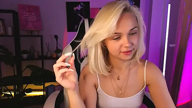 ElenaMonroe webcam