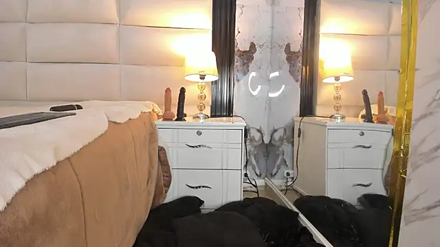 MiaVolkova webcam
