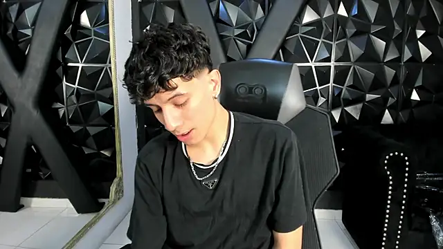 Angel_St1 webcam