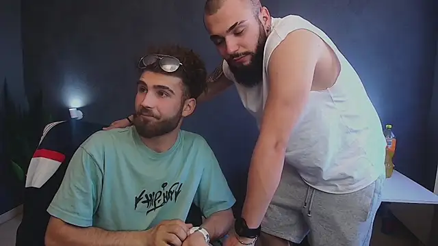 oscarwillss (M twink) - Cum Together
