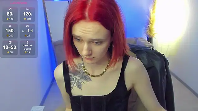 CrimsonMarquise webcam