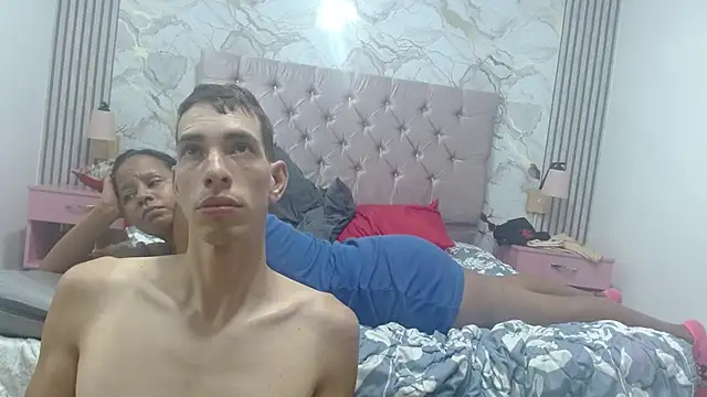 Dennise_Sweet webcam