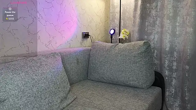 JohnsieNovitske webcam
