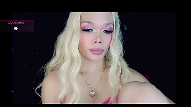 YOURHOT_STUFF webcam