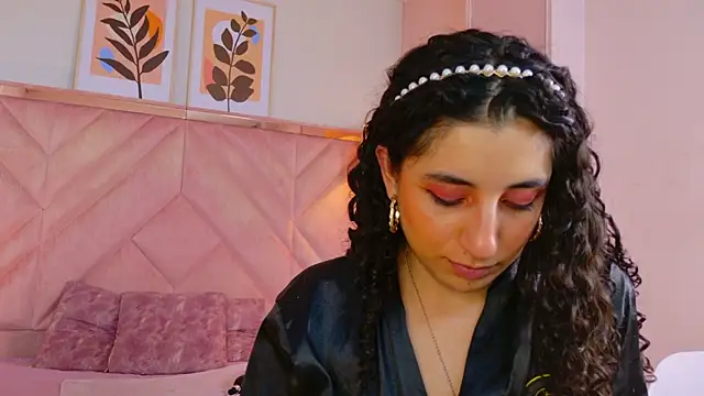 DemiJones_ webcam