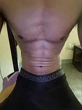 ROHANROY102 live cam on StripChat