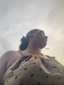 Suki-love webcam