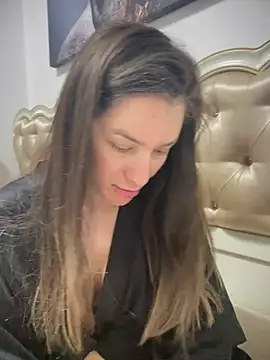 HotXMom_ webcam