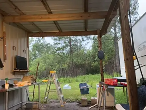 BootsAndCountry webcam