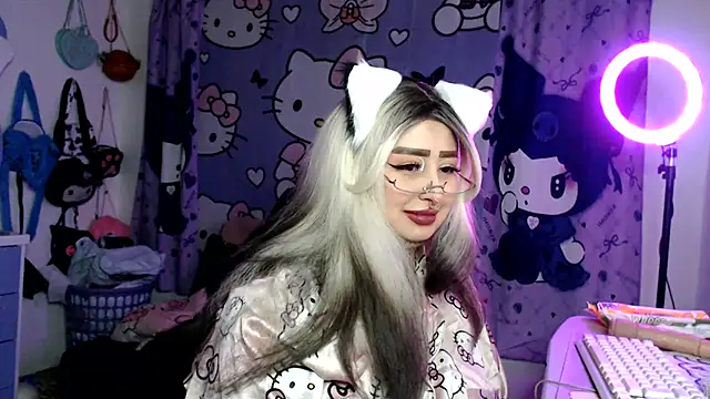 lussyevans24 webcam