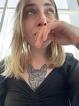 Sunny___Bunny webcam