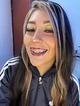 Luna_SofiaXX webcam