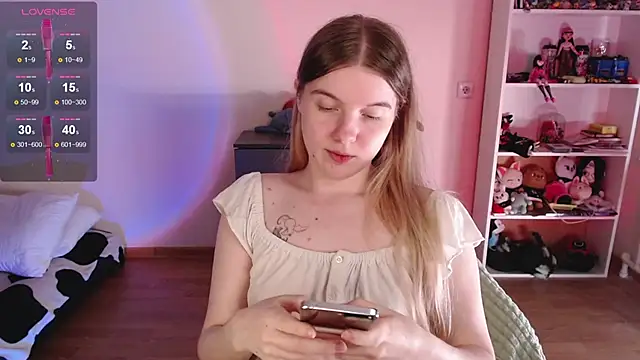 Strawberry_juli webcam