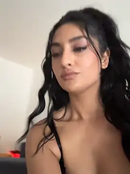 Mia_spicyy webcam