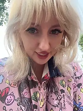 RonnieKiss webcam
