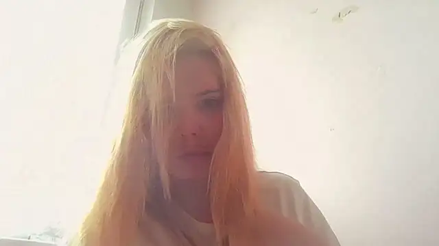 HornyElena webcam